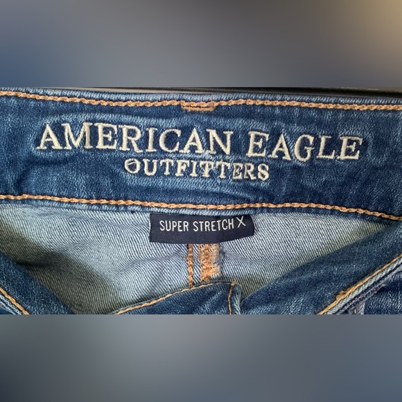 American Eagle - super stretch dark wash jegging - size 8 long - Picture 3 of 4